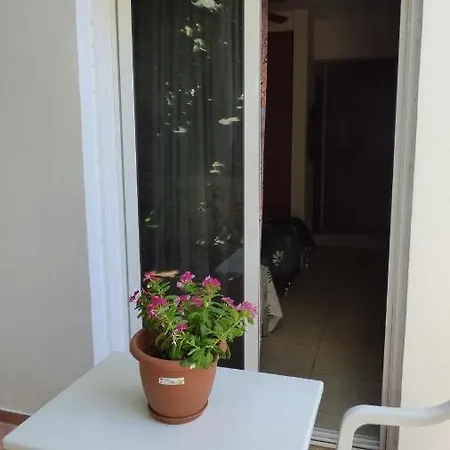 Kalampakas Pensionat Larnaca