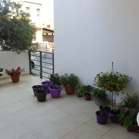 Kalampakas بيت ضيافة لارنكا